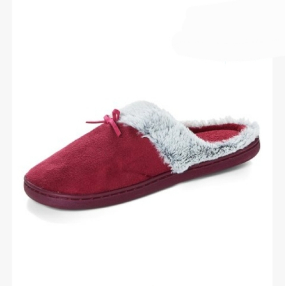 Burgundy Gold Toe Slippers